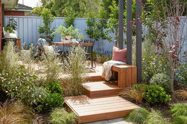 2 ways to build a wooden deck