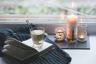 10 ways to be safe around candles