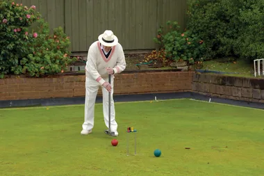 Sam Wood hits the green