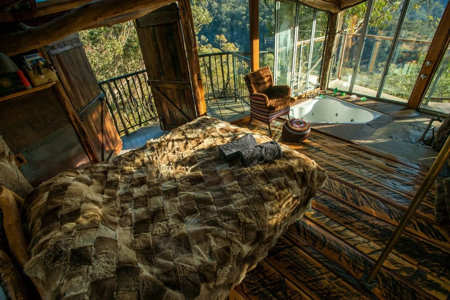 tree-house-blue-mountains