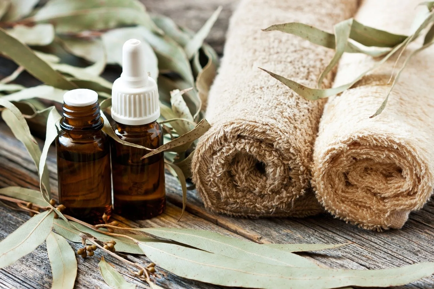 Natural cleaning oils to help clean the home
