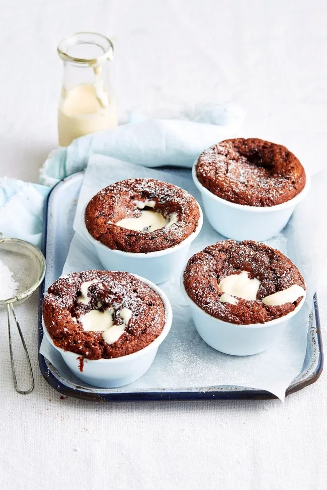 Mocha honeycomb self-saucing pudding