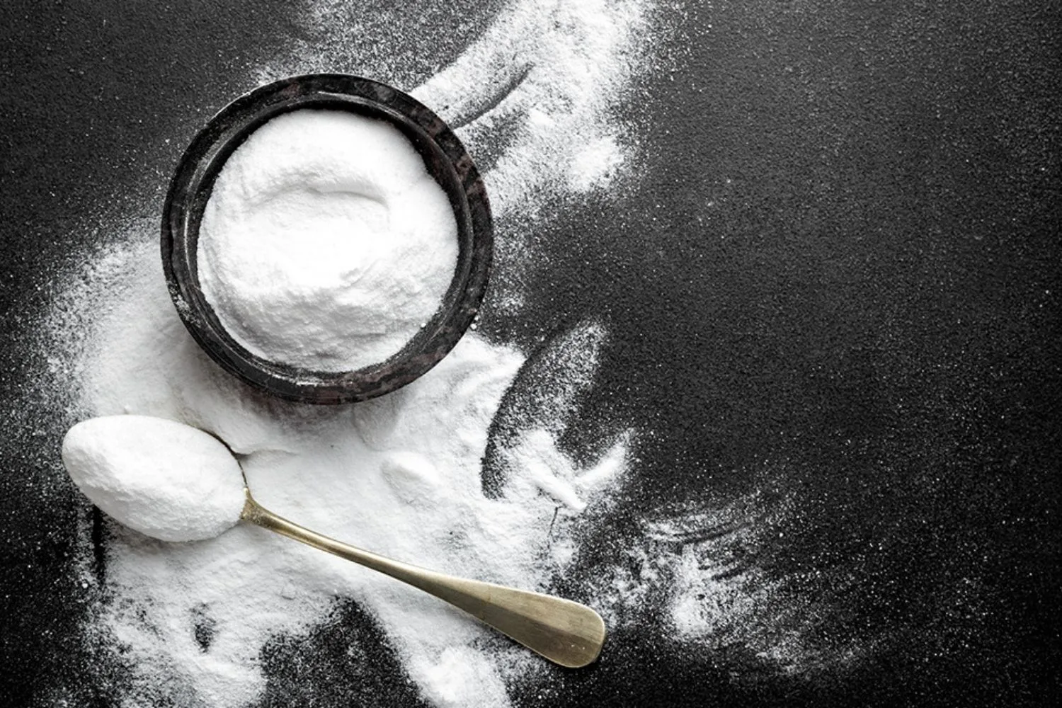 The difference between baking soda and baking powder