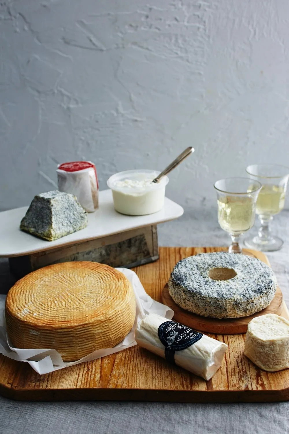 wine-cheese-hamper