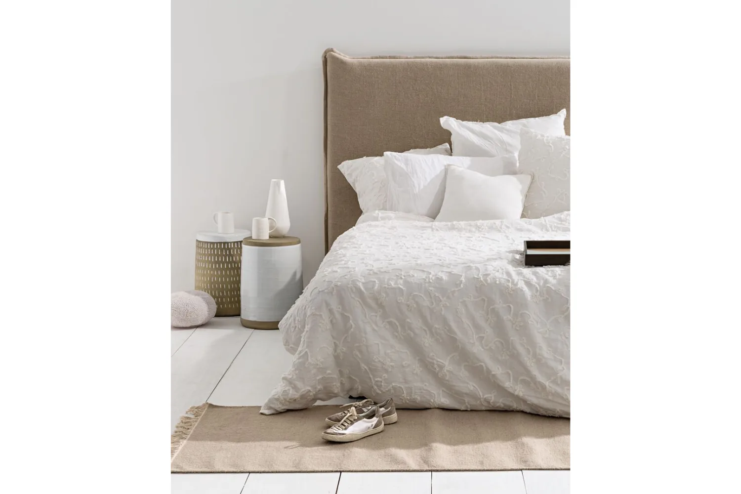https://www.papaya.com.au/marcus-bedhead-linen