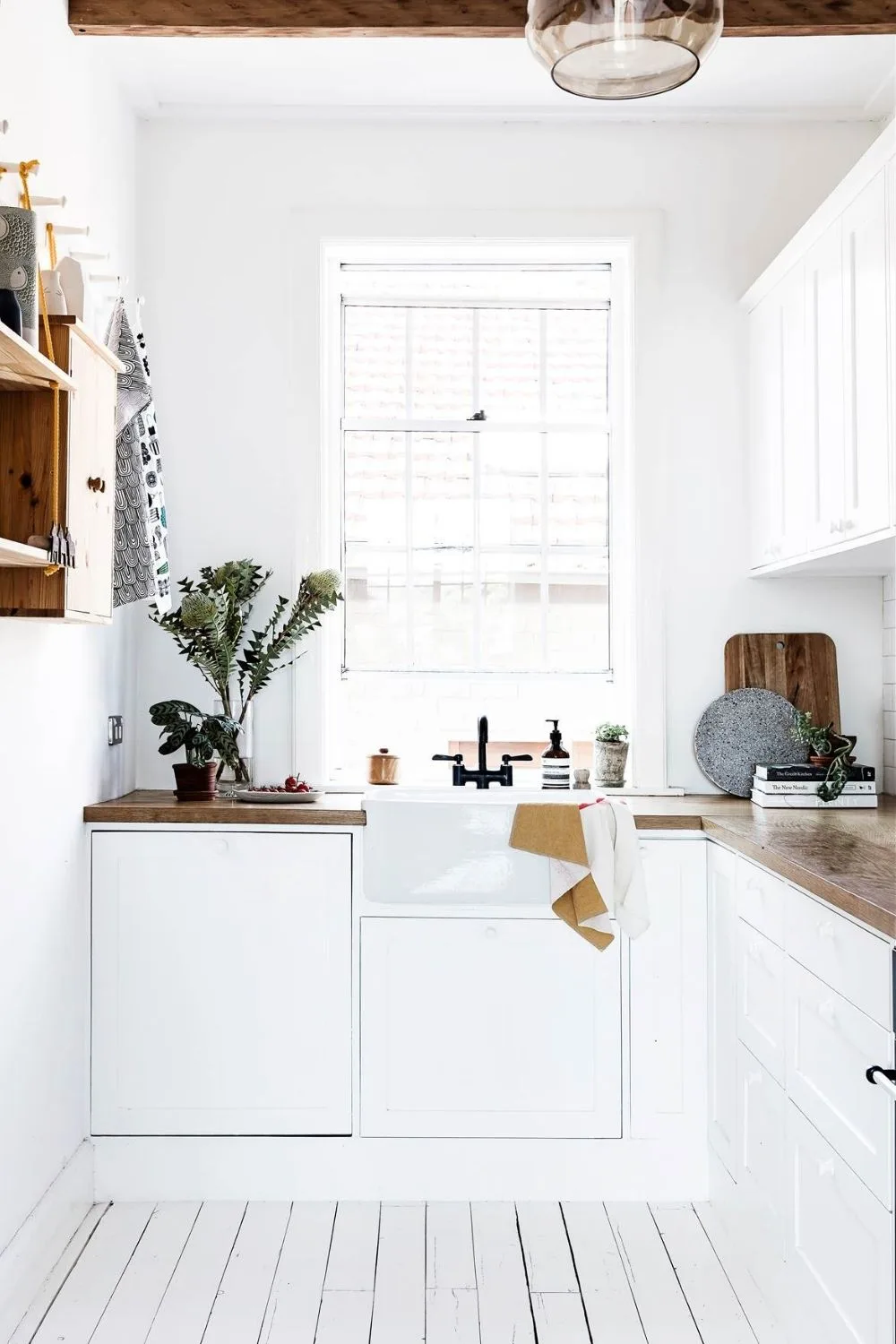 How to choose the right shade of white paint