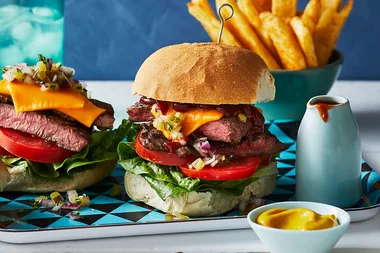 Cheeseburger steaks