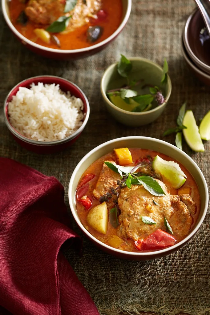 red chicken curry