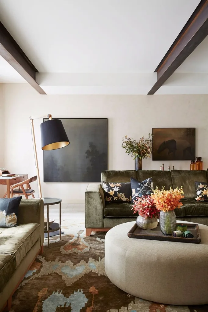 lounge-room