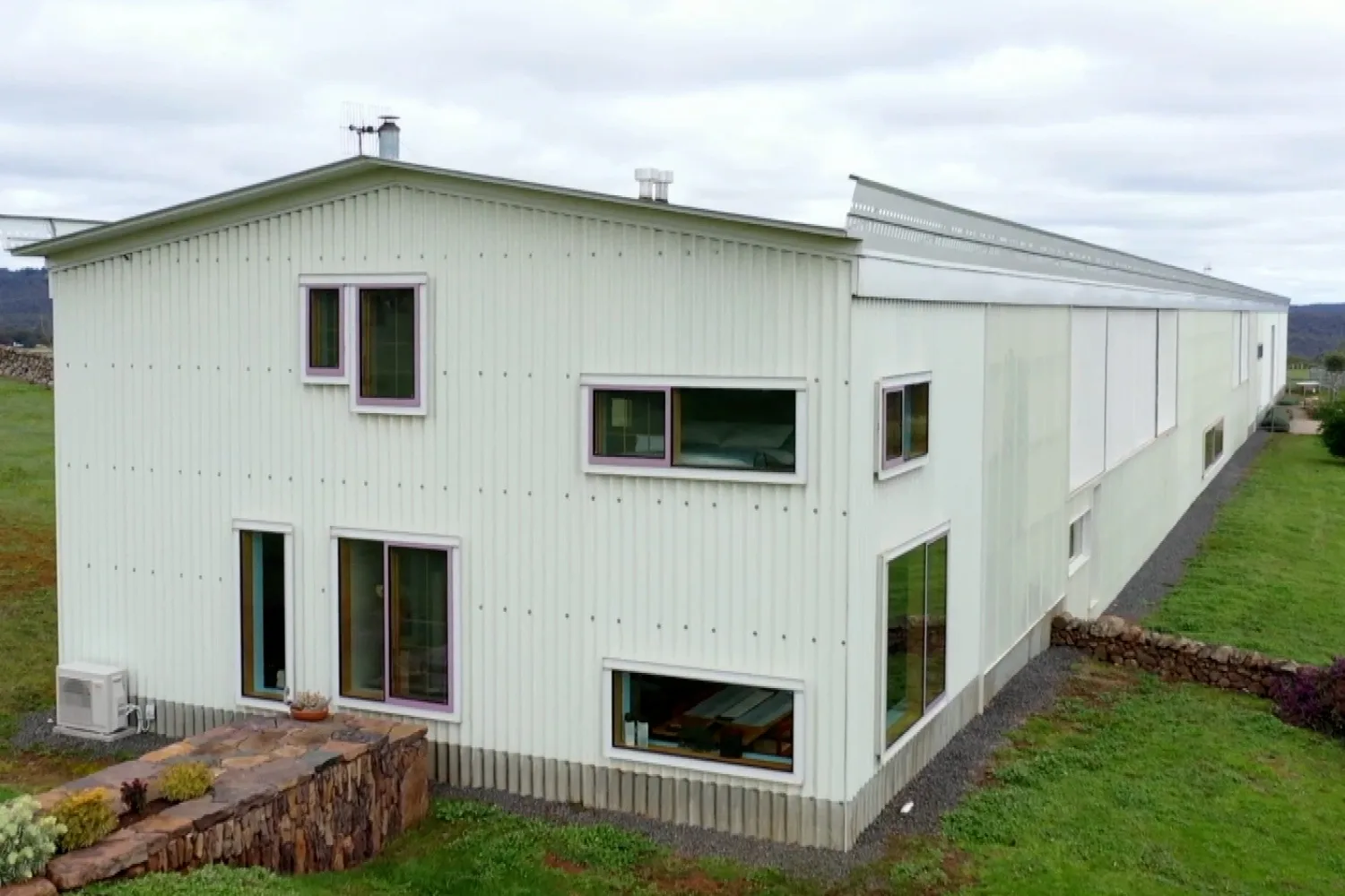 Amazing home: the Daylesford Longhouse