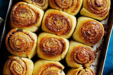 Cinnamon scrolls