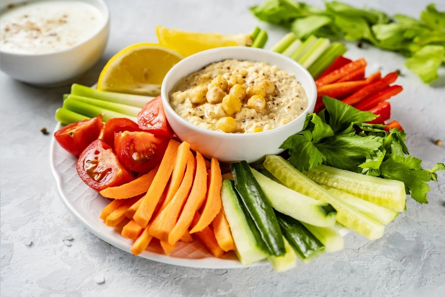 Hummus and veggie platter.