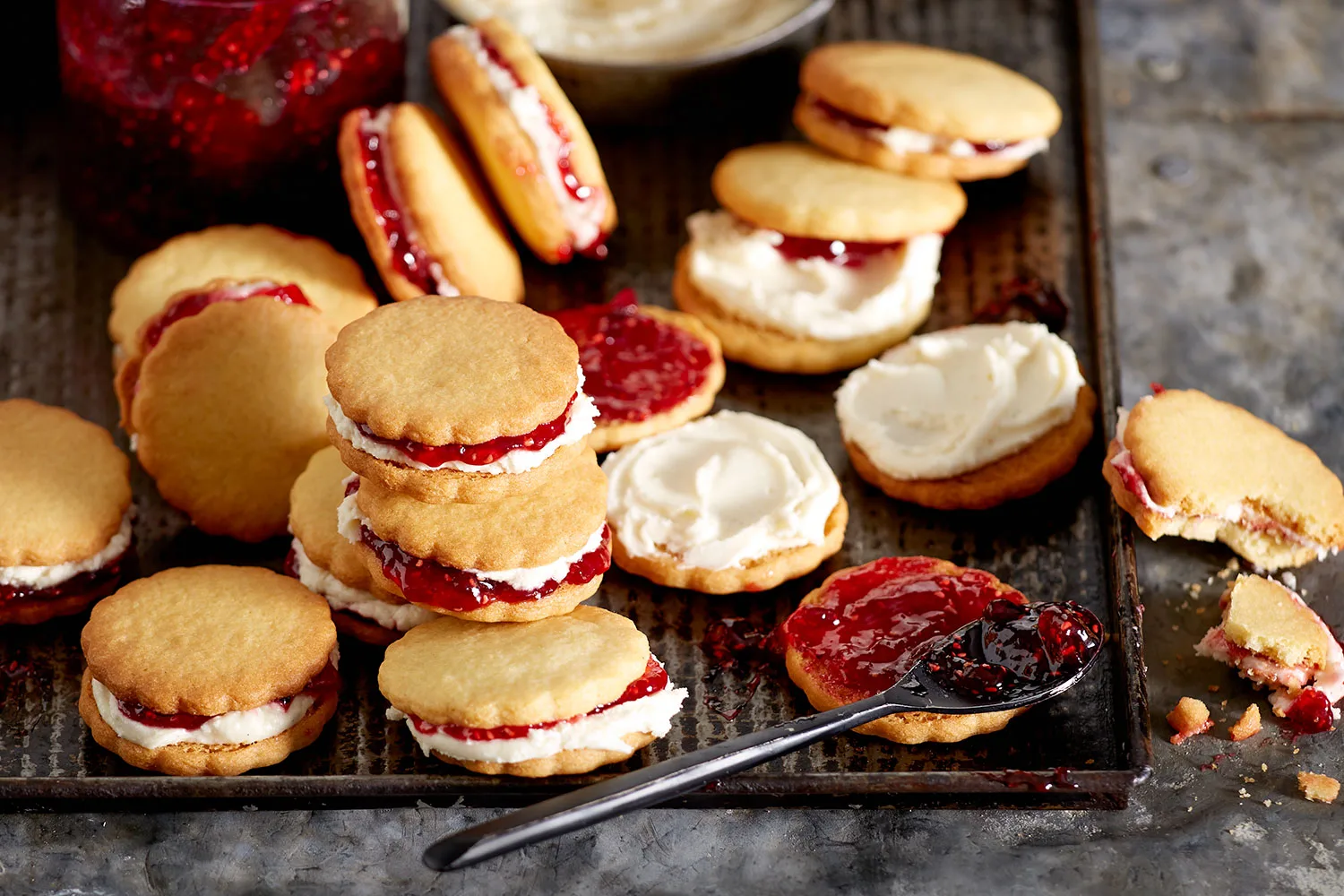 Raspberries and cream biscuits