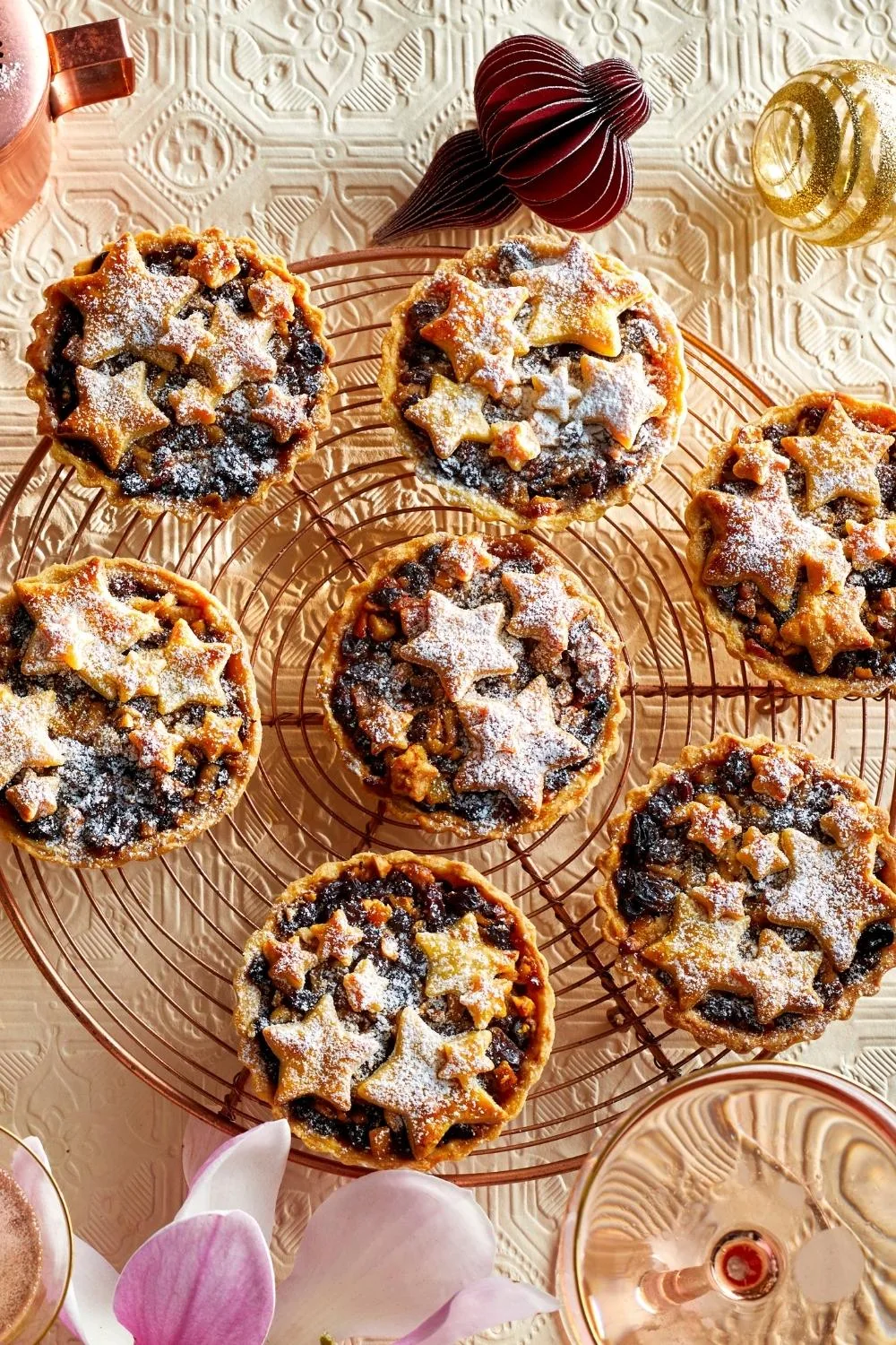 27. Boozy fruit mince pies