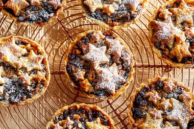 Boozy fruit mince pies