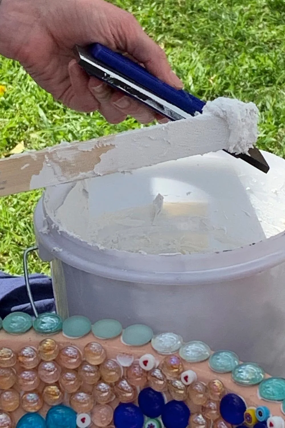 Step 3 to create the mosaic bird bath.