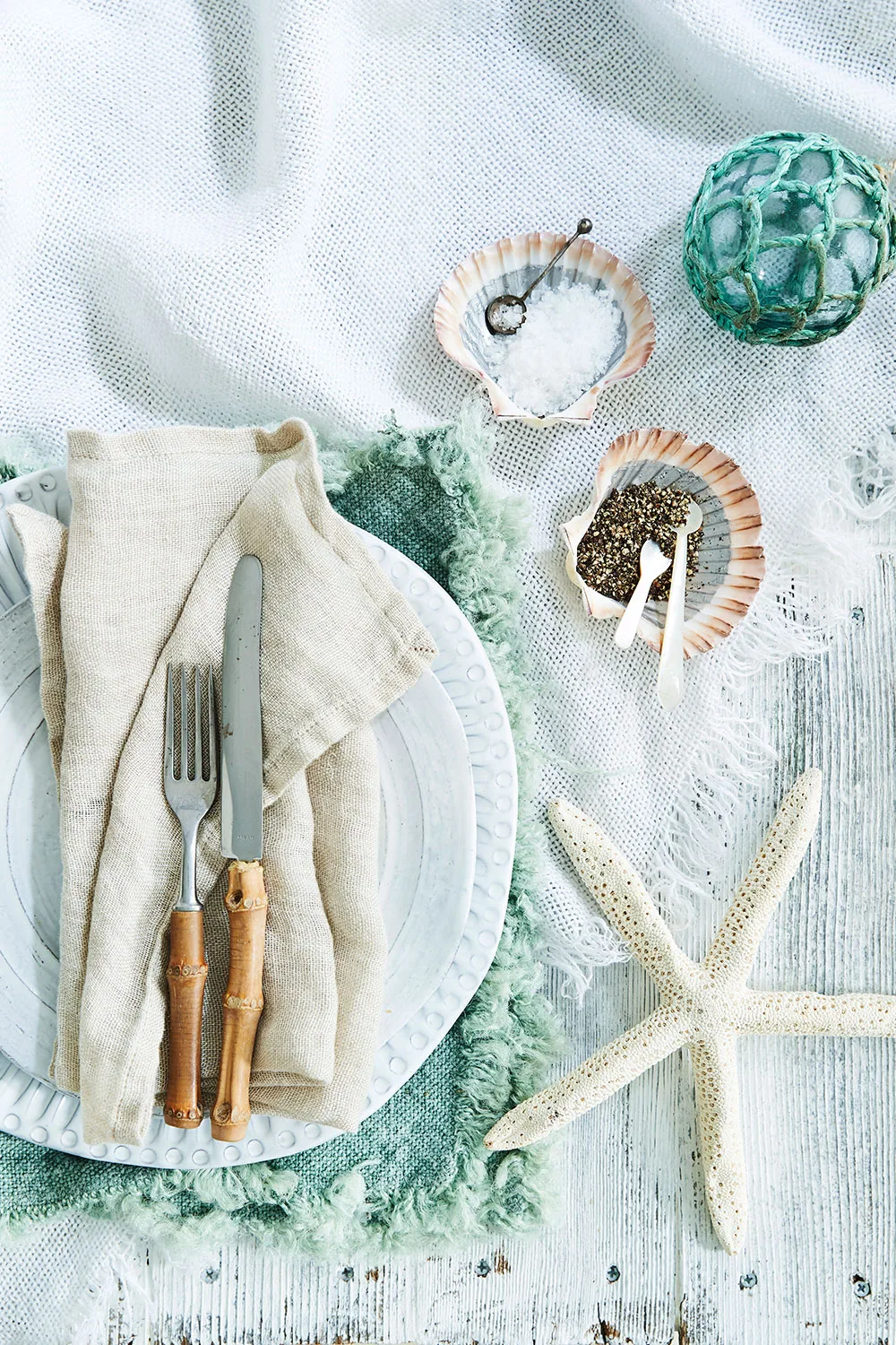 Coastal Christmas table decorations