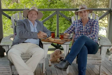 Johanna and Dr Harry visit Huggins Hills Farm