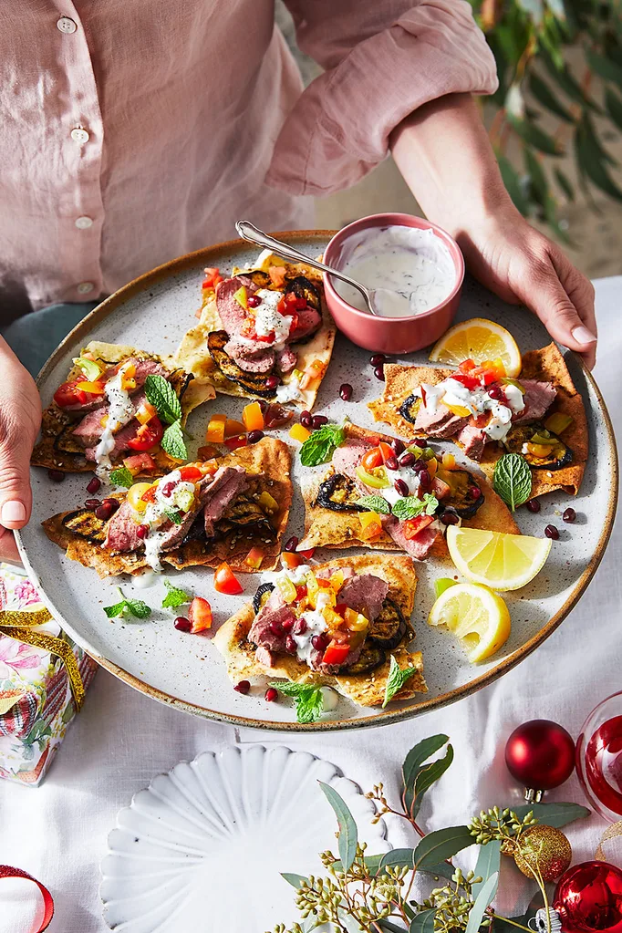 Mini spiced lamb loin on pita crisps