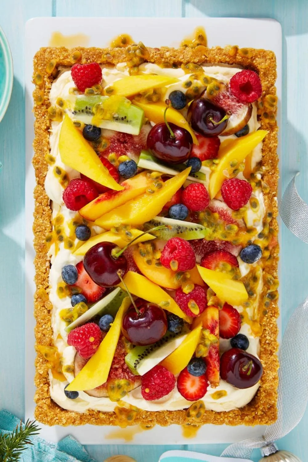 Summer fruit cheesecake with lemon ginger crust