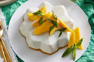 Coconut and white chocolate panna cotta with mango jelly