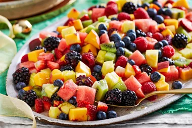 Fruit salad with lime syrup