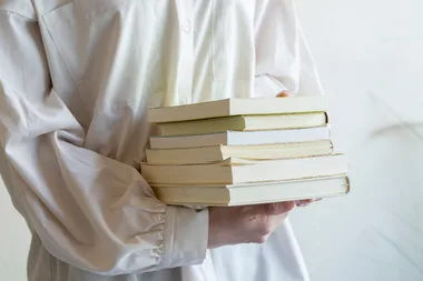 How to cover books with contact