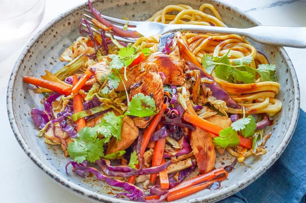 Chicken lo mein.