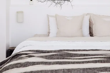 Cool weighted blankets are here and it’s time to chill