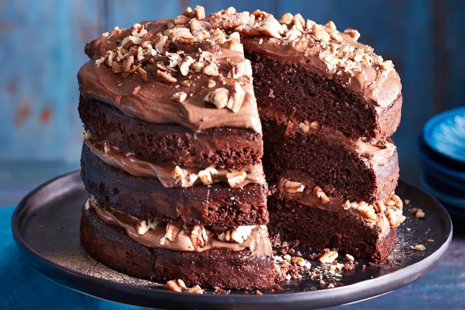 Chocolate mayonnaise cake recipe Recipe | Better Homes & Gardens Australia