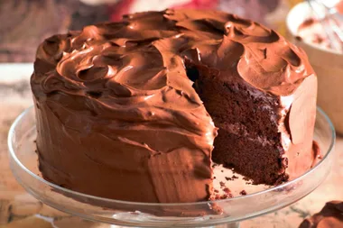 Chocolate buttercream cake