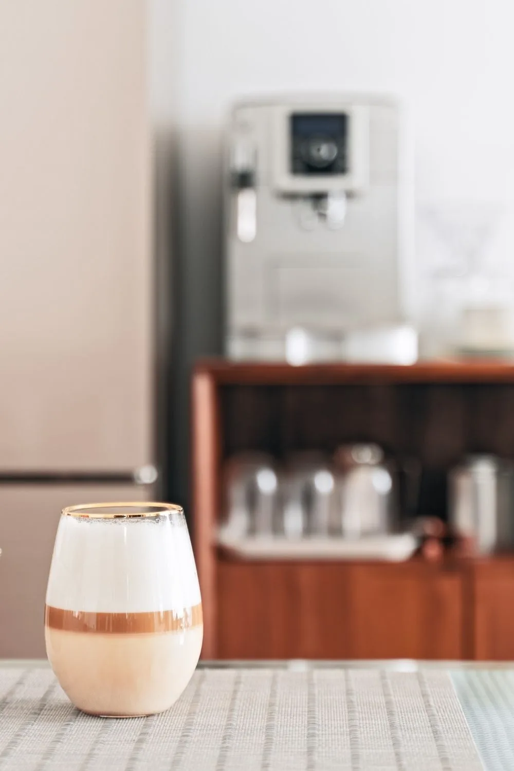 coffee-glass-coffee-machine