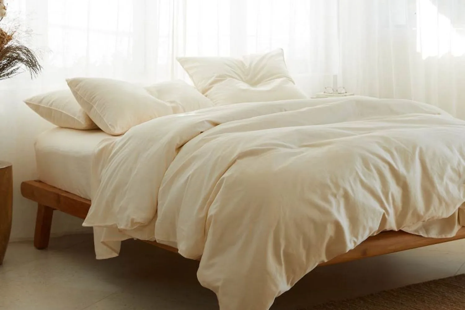 warm-white-quilt-cover-sheet-society