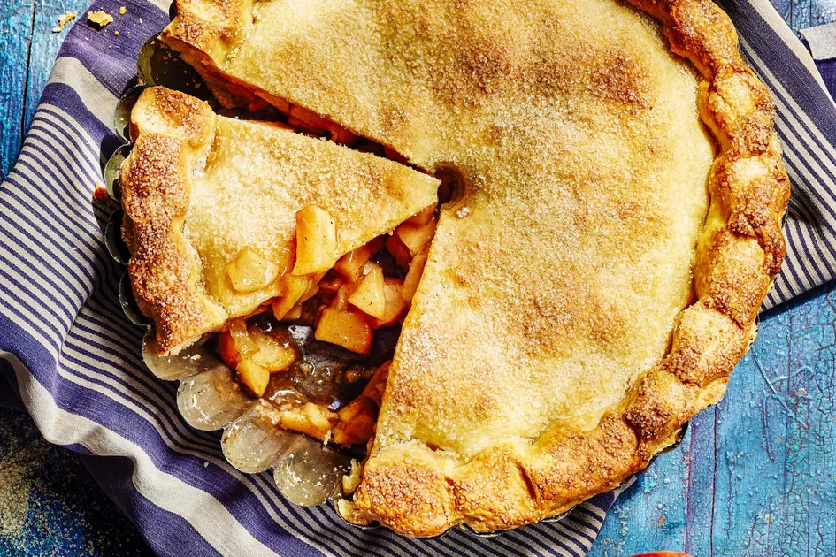 Easy Apple Pie Recipe Recipe | Better Homes & Gardens Australia