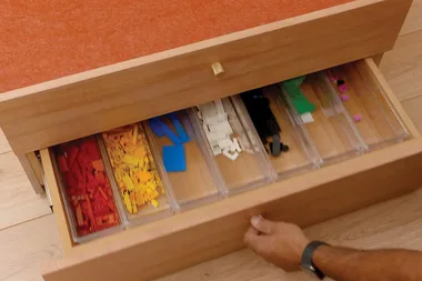 How to make a toy storage cabinet