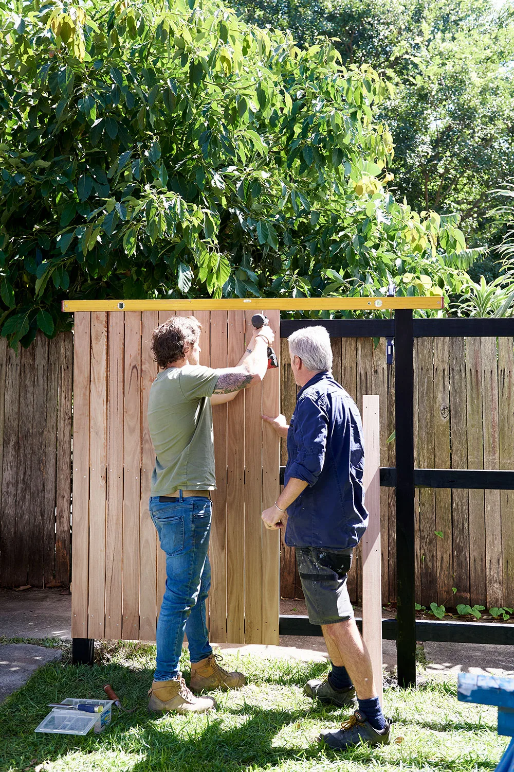 Step 10 how to screen rubbish bin