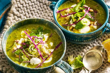Spinach, broccoli and zucchini soup