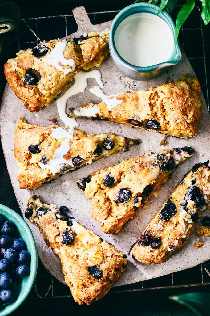 Blueberry white chocolate cheesecake scones