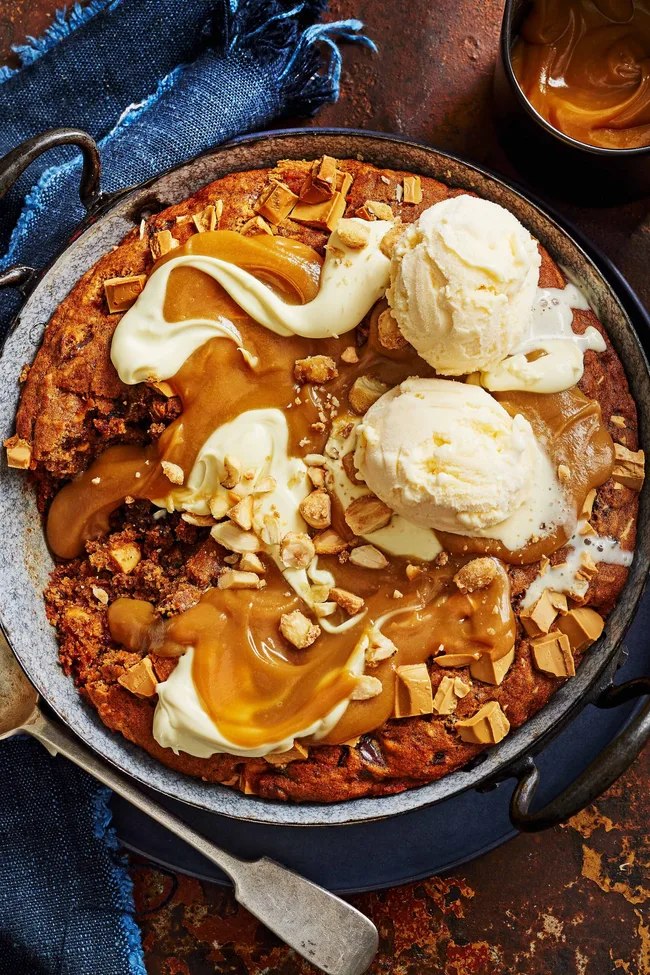 Caramilk sticky date pudding