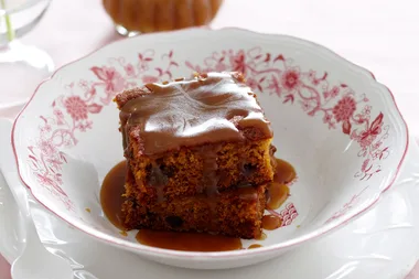 Sticky date pudding