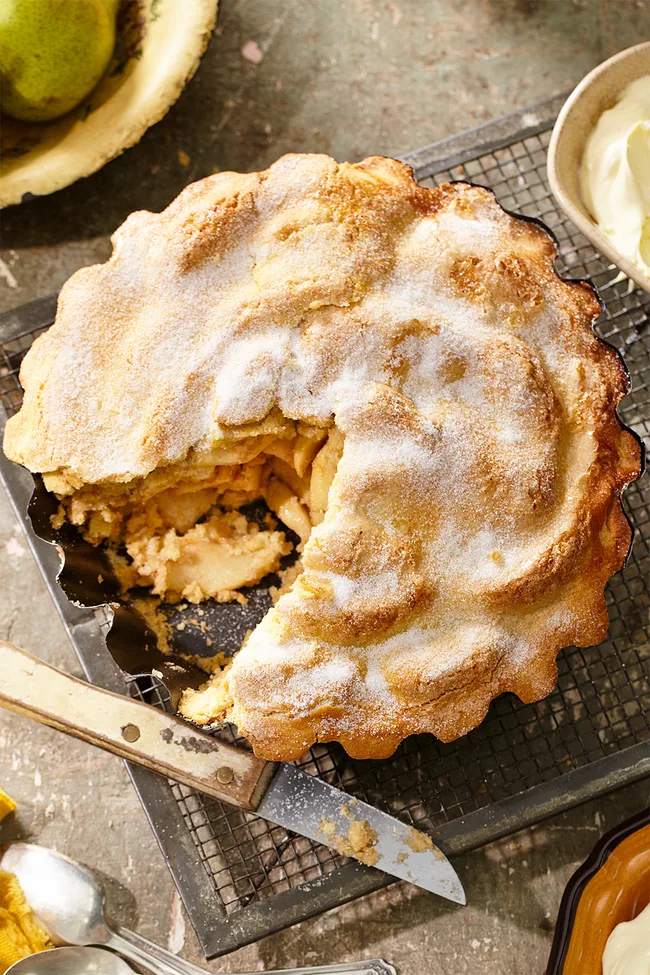 Classic apple pie