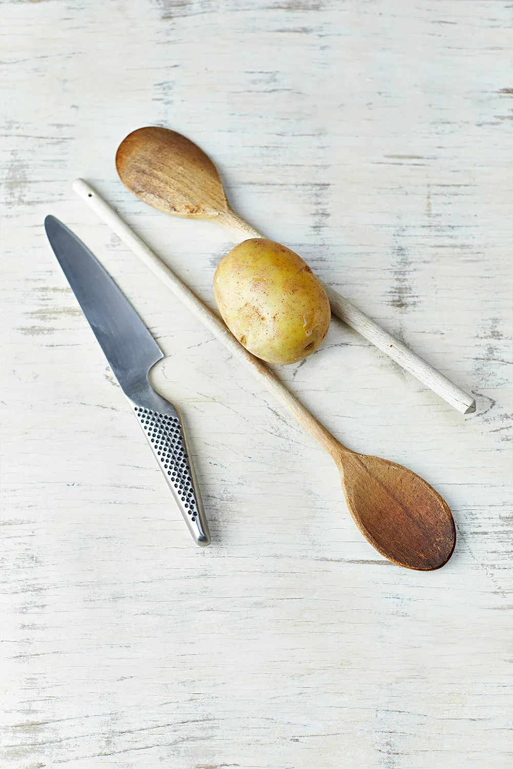 How to cut hasselback potatoes