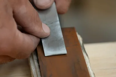 How to sharpen your chisel