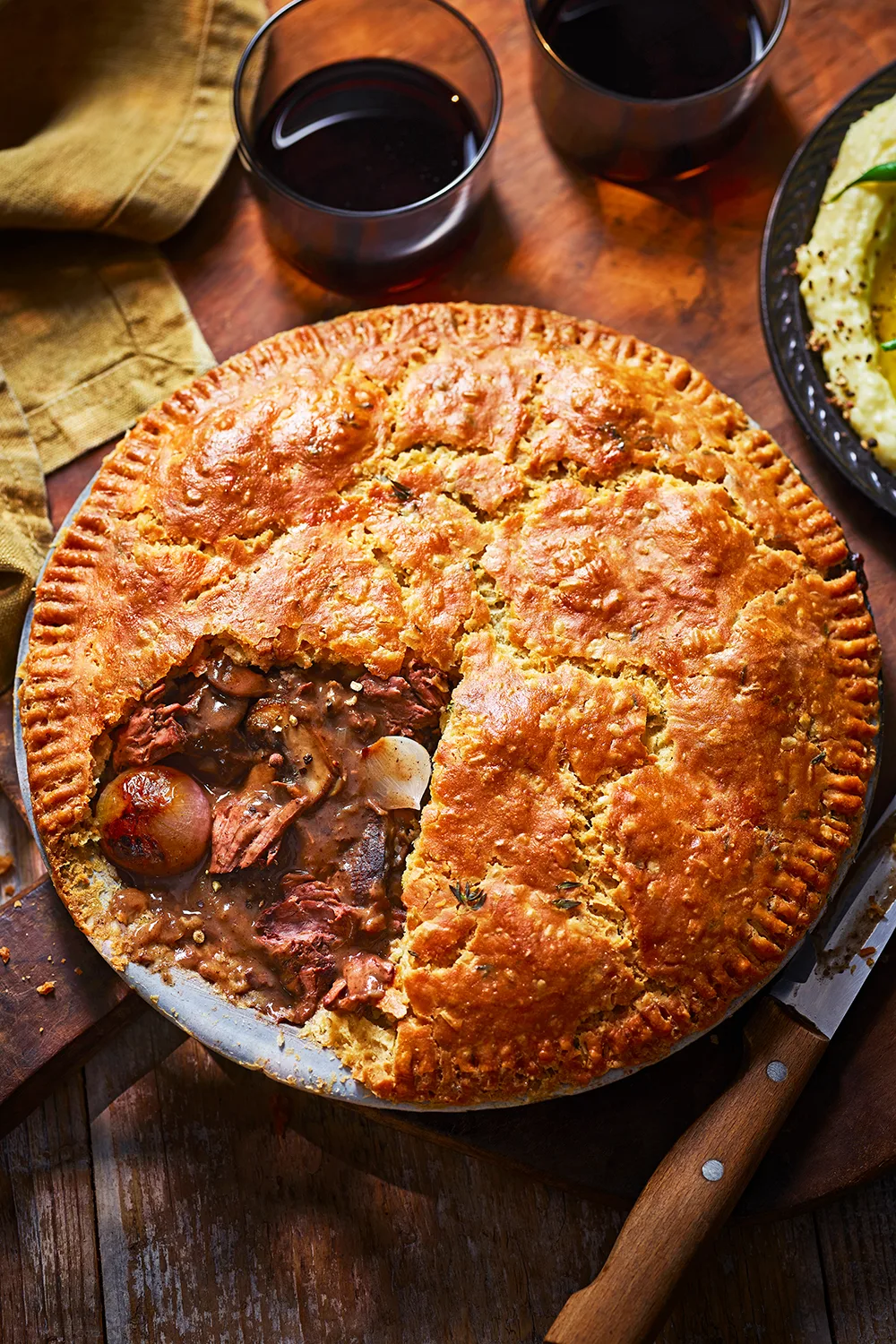 Beef, mushroom and red wine pie