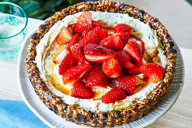 Strawberry, date and mixed nut tart