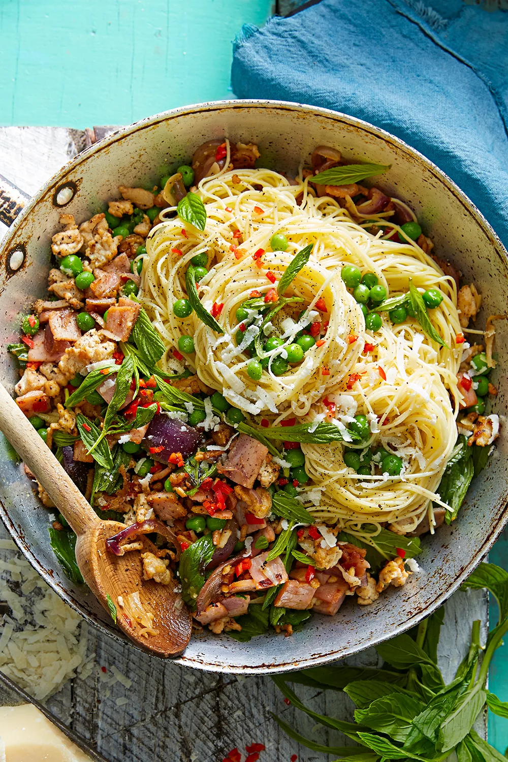 Chicken, bacon, pea and mint spaghetti