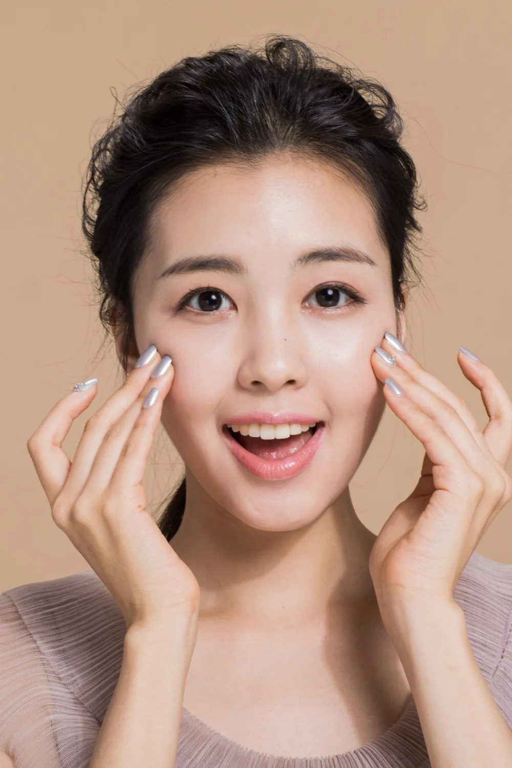 Korean face massage