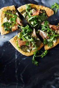 air fryer recipes proscuitto and goats cheese pizza made in air fryer
