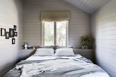 12 charming country-style bedroom ideas