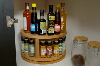 How to make a spice rack lazy Susan